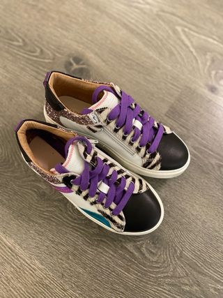 Sneakers Dianetti n.33 con cavallino