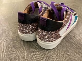 Sneakers Dianetti n.33 con cavallino