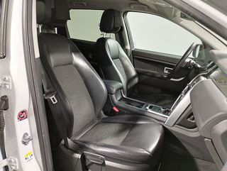 Land-Rover Discovery Sport SE AWD