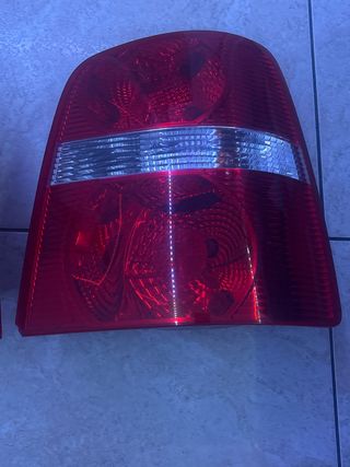 Pilotos Traseros Volkswagen Touran 2003-2008