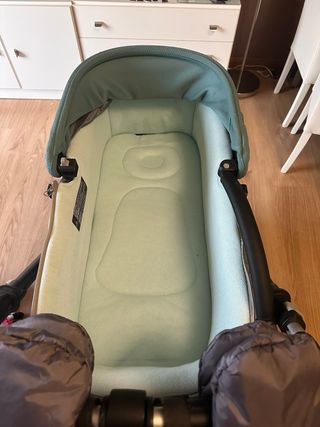 Trio Jané Kawai + base Isofix. Posible x separado.