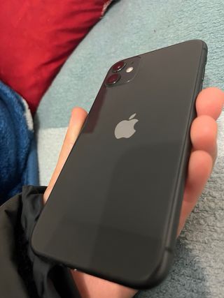iPhone 11 Batería Original 83%