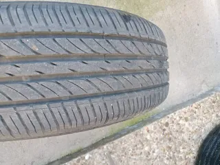 Juego de 4 llantas y neumáticos