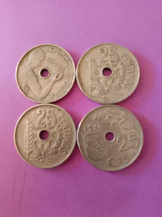 Lote - 4 Monedas - 25 Céntimos - República