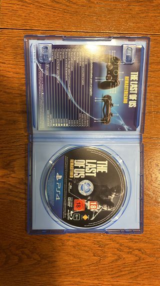 PS4 Slim 1TB + Mando + 7 Juegos