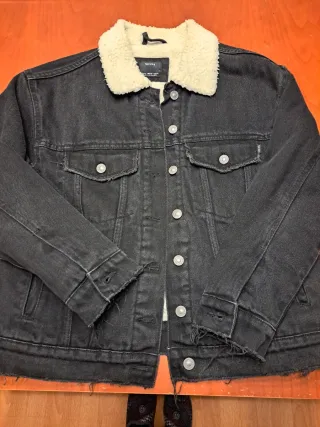 Chaqueta tejana forrada borreguito negra