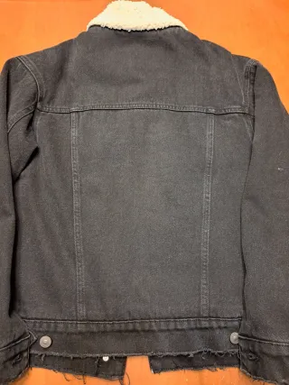 Chaqueta tejana forrada borreguito negra