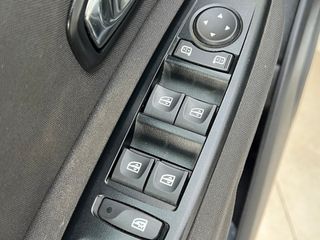 Renault Grand Scenic 2015 7-PLAZAS MUY BUEN ESTADO