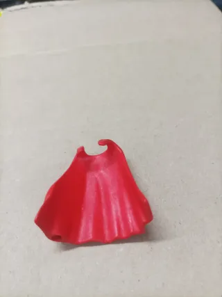 Playmobil capa roja gnomo difícil