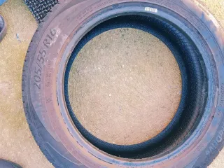 Neumático 205/55 R16
