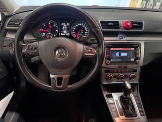 Volkswagen Passat 2012 FAMILIAR BUEN ESTADO