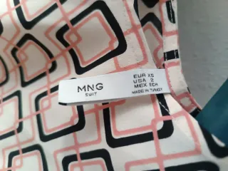 Lote 2 blusas estampadas