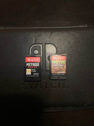 Nintendo Switch Lite Grigia + 2 Giochi + Custodia