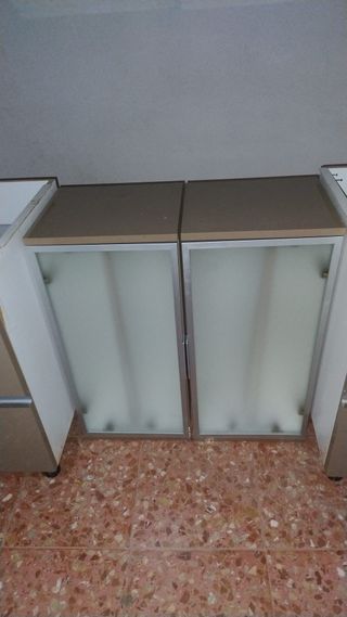 Muebles de Cocina Beige y Marrón