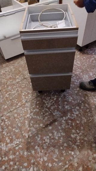 Muebles de Cocina Beige y Marrón