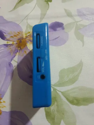 Radio Portátil Elco AM/FM