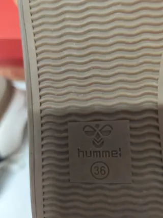 Zapatillas Hummel Blancas y Grises