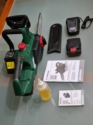 Motosierra Parkside 20V Batería y cargador