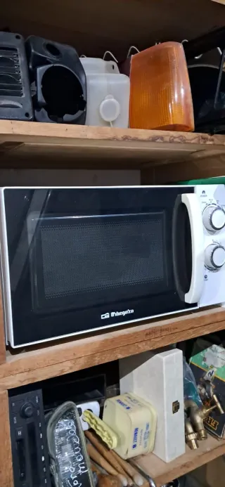 Microondas Orbegozo blanco