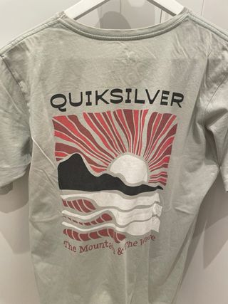 Camiseta Quiksilver Logo Grande