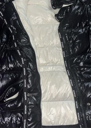 Chaqueta Moncler Negra Brillante