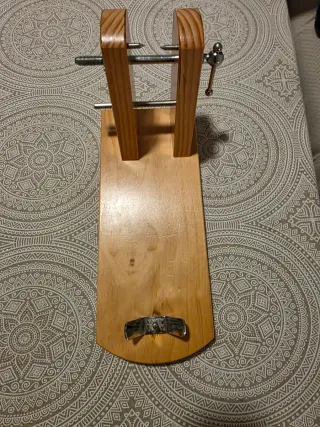 Jamonero de madera