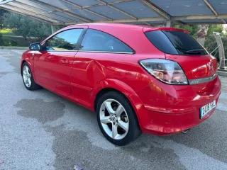 Opel Astra 2009