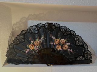 Abanico clásico vintage de puntilla