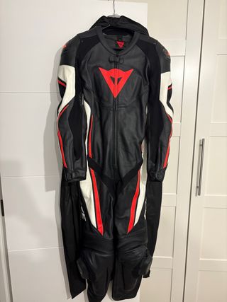 Mono Dainese 1 pieza Negro/Rojo/Blanco