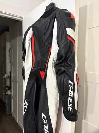 Mono Dainese 1 pieza Negro/Rojo/Blanco