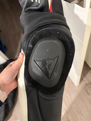 Mono Dainese 1 pieza Negro/Rojo/Blanco