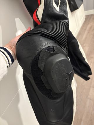 Mono Dainese 1 pieza Negro/Rojo/Blanco