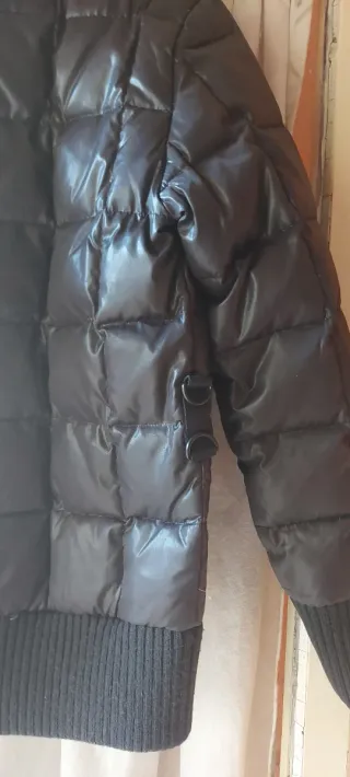 Chaqueta acolchada negra mujer