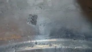 Sopera antigua de estaño