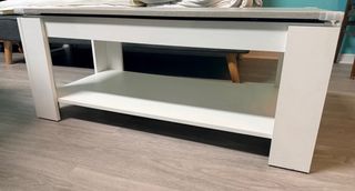 Mueble de TV gris y blanco, mesa elevable centeoce