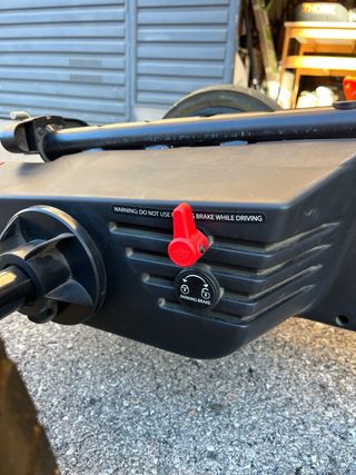 Coche a pedales naranja BERG