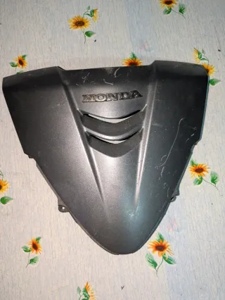 Carena scudo anteriore SH 300 Honda 2012