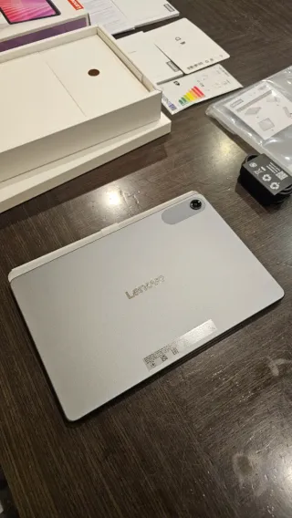 Lenovo Tab + Clear Case
