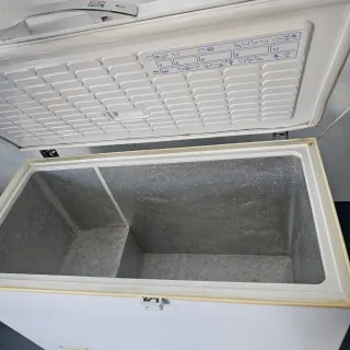 Arcón congelador blanco