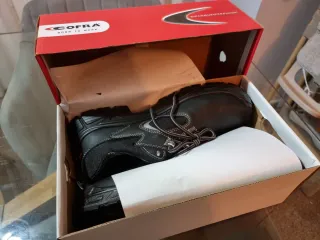 Zapato seguridad Cofra Talla 43