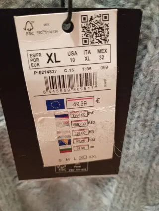 Jersey azul claro y Jersey blanco talla XL.