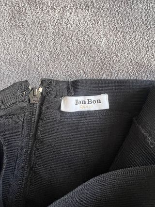 Falda bandage negra ajustada