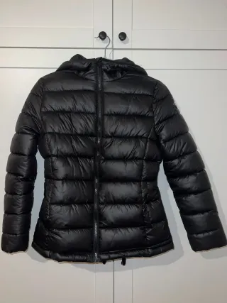 Plumífero negro niña 13-14 años. Marca Pepe Jeans