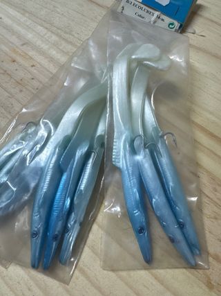 Señuelos Raglou Evia con anzuelo 3€ paquete