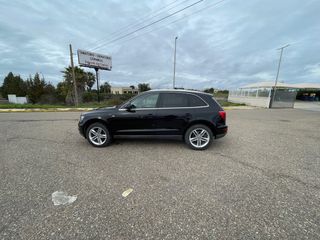 Audi Q5 S-LINE