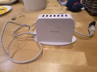 Cargador Múltiple USB Blanco