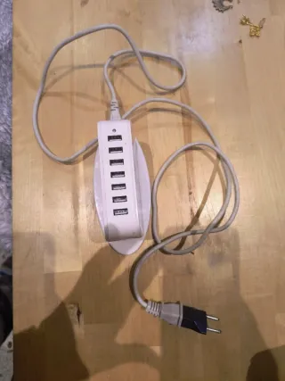 Cargador Múltiple USB Blanco