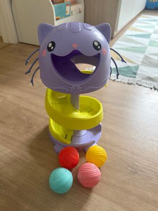 Giocattolo per neonati: passeggini e torre