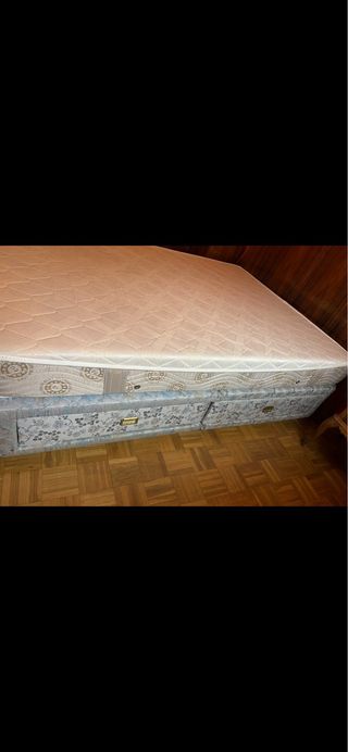 Cama con 4 cajones y somier