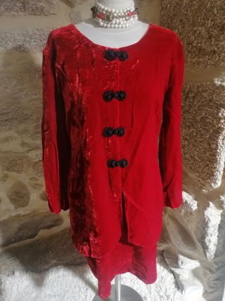 Vestido de terciopelo rojo